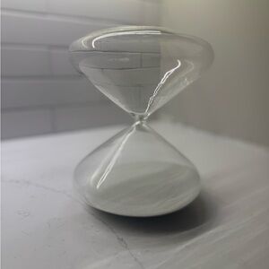 Clear Glass Hourglass Timer 7”